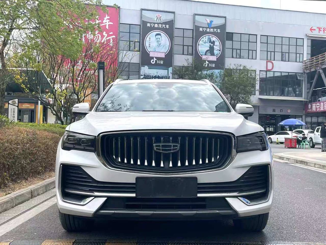 Geely Monjaro 2021