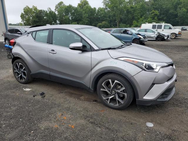 TOYOTA C-HR XLE 2019