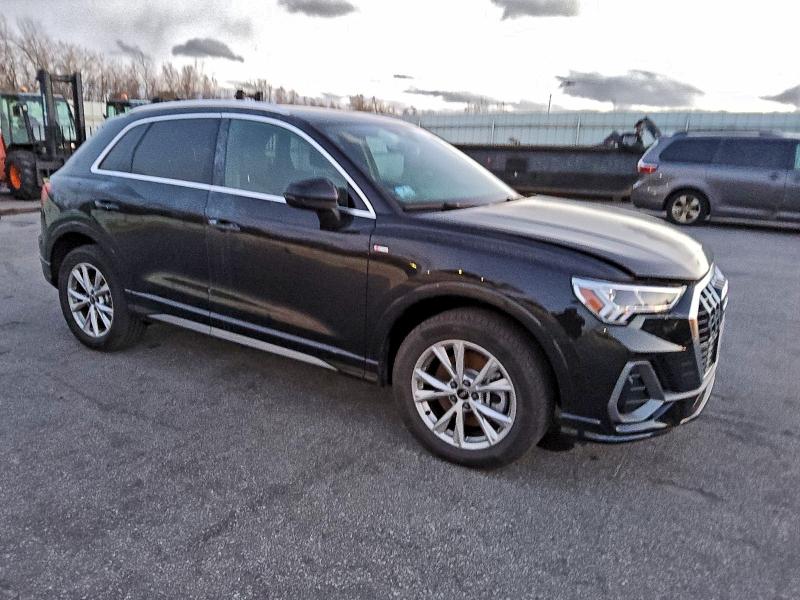 AUDI Q3 PREMIUM S LINE 45 2025