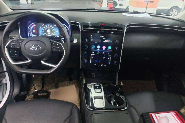 HYUNDAI TUCSON L 2021