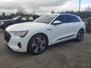 AUDI E-TRON PREMIUM PLUS 2023