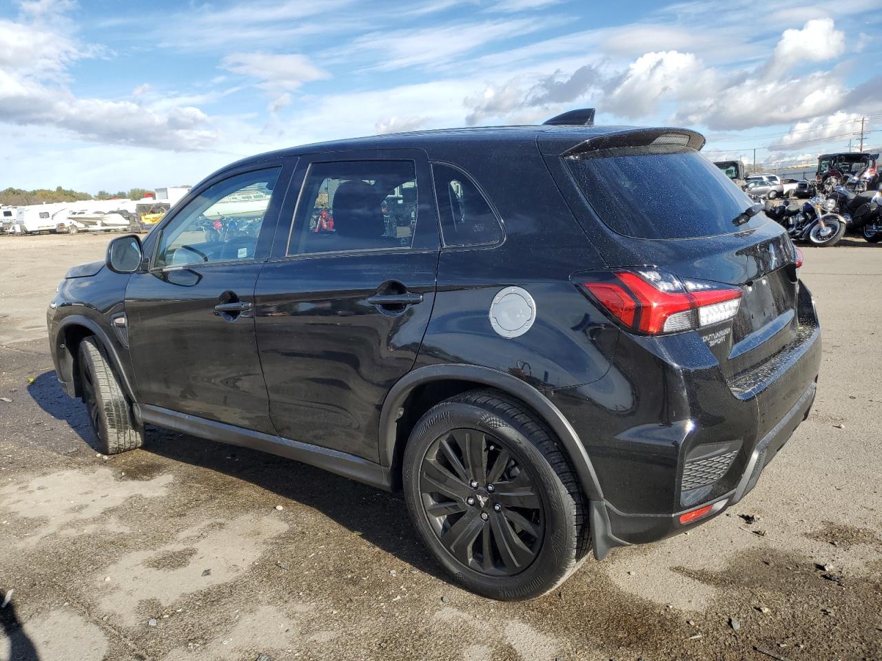 MITSUBISHI OUTLANDER SPORT ES 2021