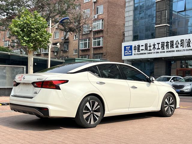 NISSAN ALTIMA 2021