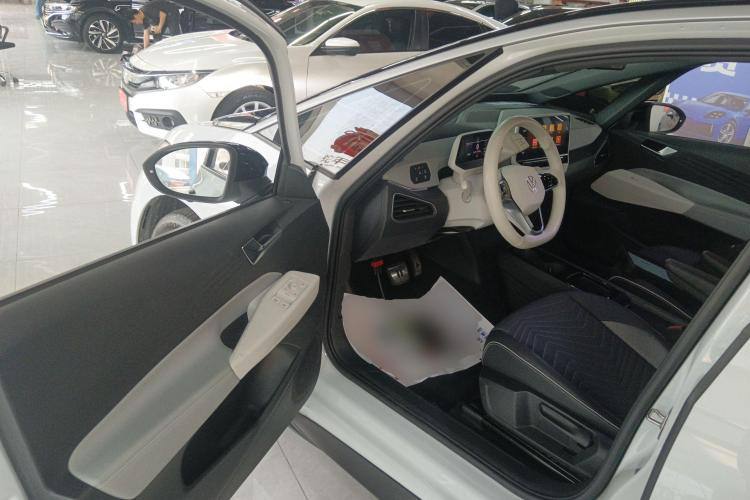VOLKSWAGEN ID.3 2023