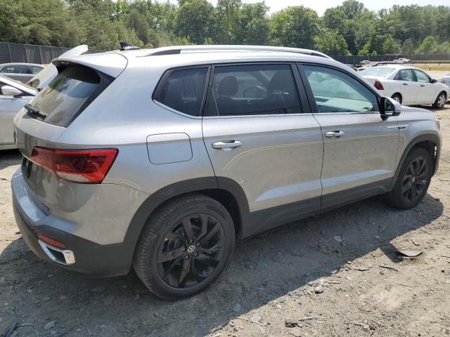 VOLKSWAGEN TAOS SE 2023