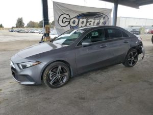MERCEDES-BENZ A 220 2021