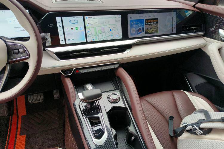 Geely Xingyue L 2021