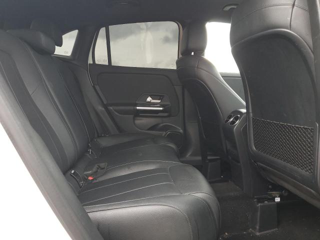 MERCEDES-BENZ GLA 250 2020