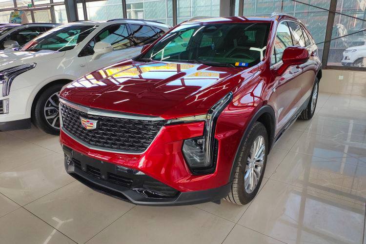 CADILLAC XT4 2024