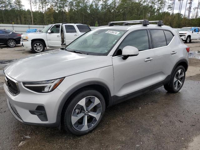 VOLVO XC40 PLUS 2023