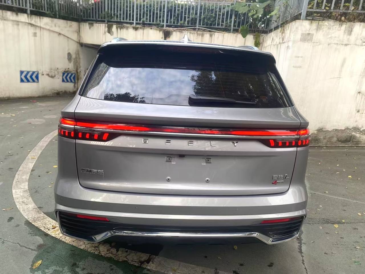 Geely Monjaro 2021