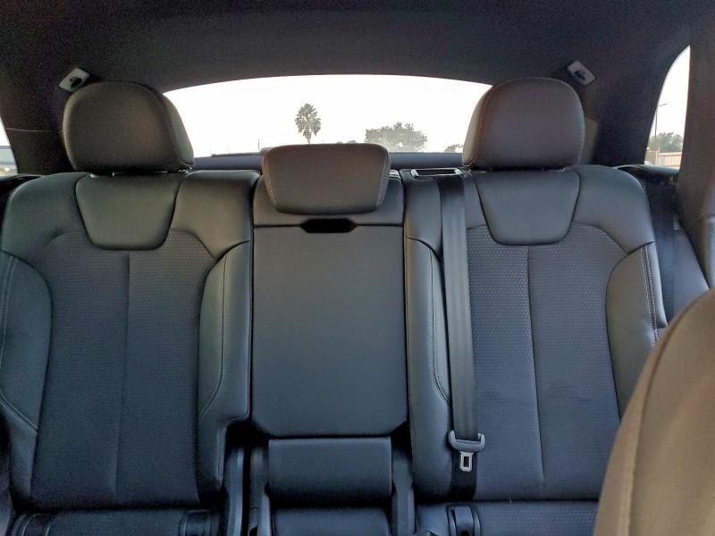 AUDI Q5 E PREMIUM PLUS 55 2025