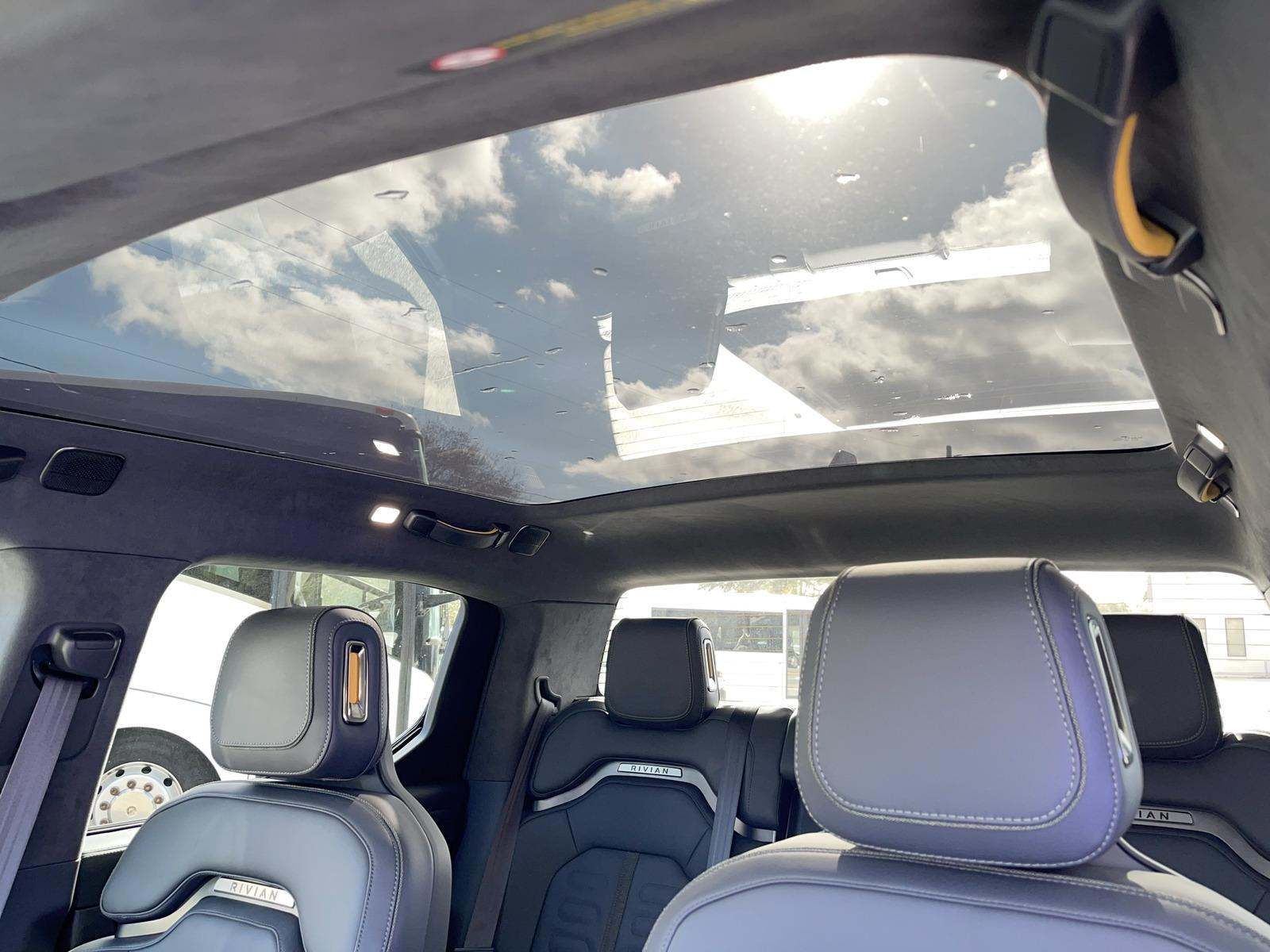 Rivian R1T Adventure Package 2022