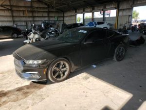 FORD MUSTANG 2024