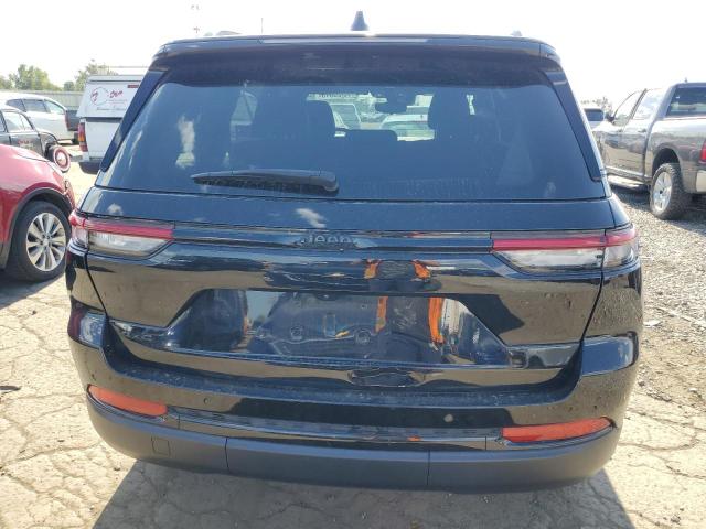 JEEP GRAND CHEROKEE LAREDO 2024
