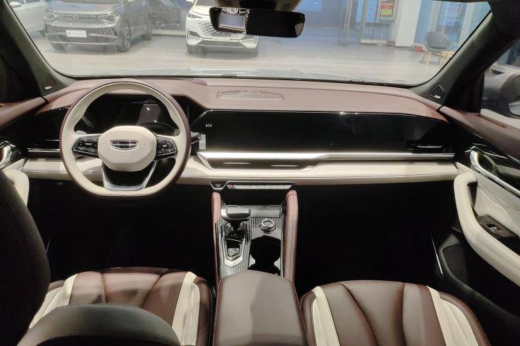 Geely Monjaro 2021