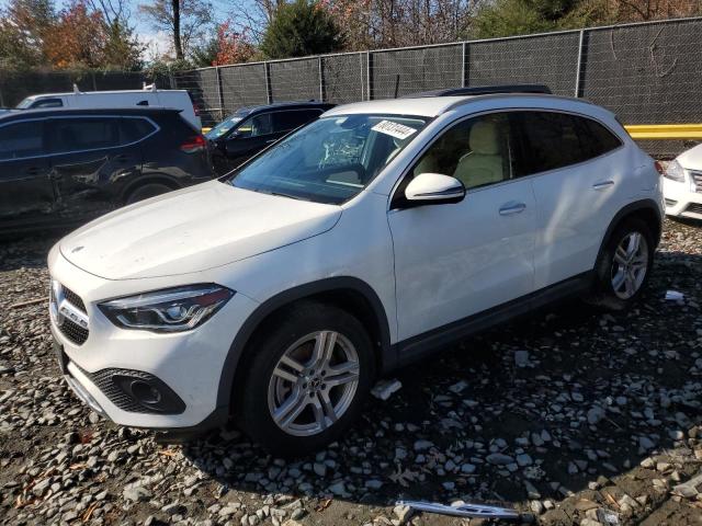 MERCEDES-BENZ GLA 250 4MATIC 2022