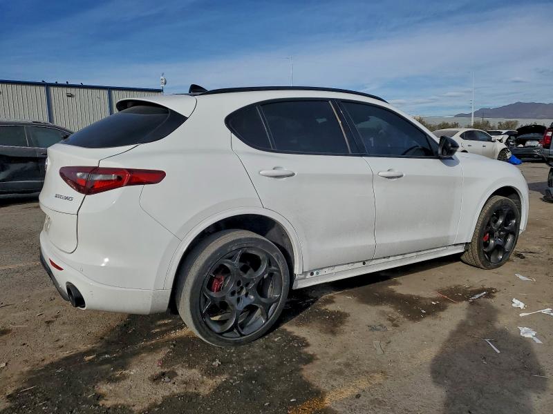 ALFA ROMEO STELVIO TI 2022