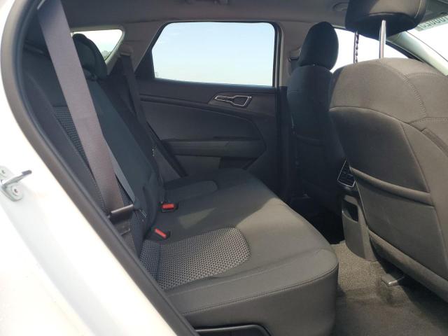 KIA SPORTAGE LX 2022