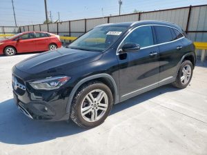MERCEDES-BENZ GLA 250 4MATIC 2020