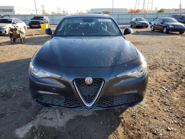 ALFA ROMEO GIULIA Q4 2016