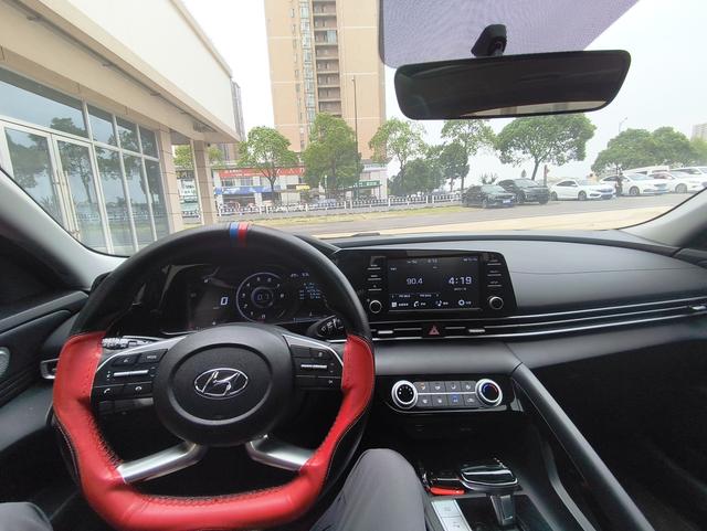 HYUNDAI ELANTRA 2021