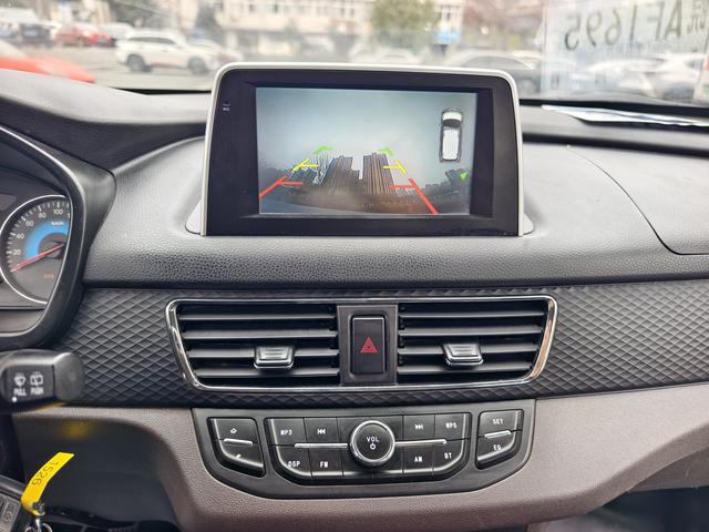 Dongfeng Fengguang 330S 2019