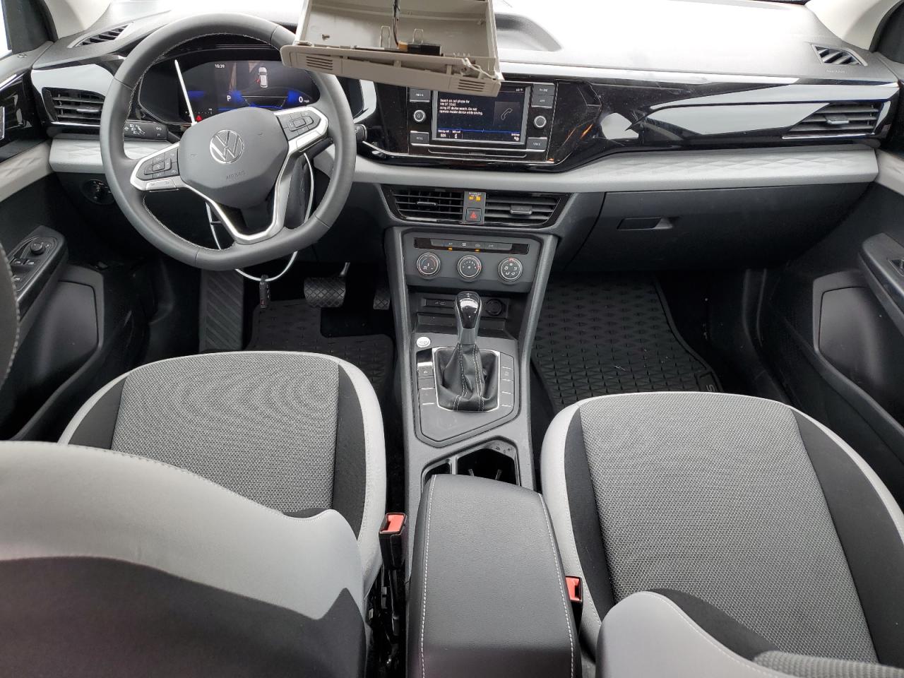 VOLKSWAGEN TAOS S 2022