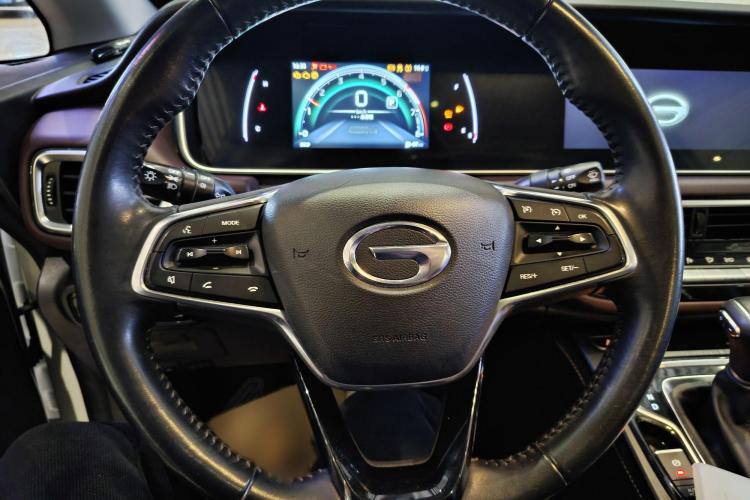 GAC Trumpchi M6 2021