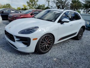 PORSCHE MACAN GTS 2021