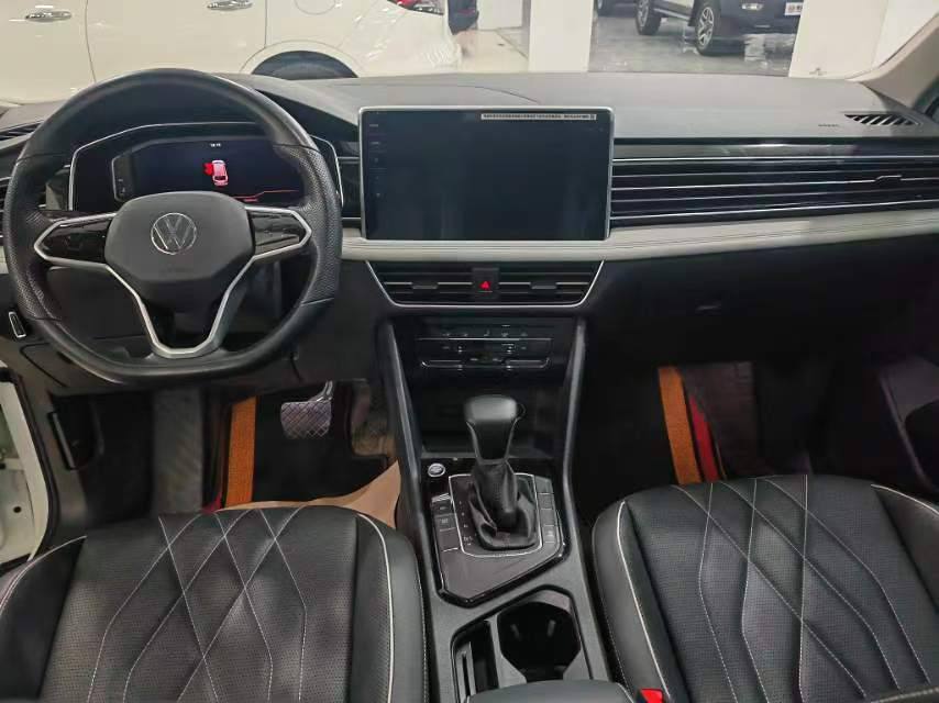 Volkswagen Tiguan L 2023