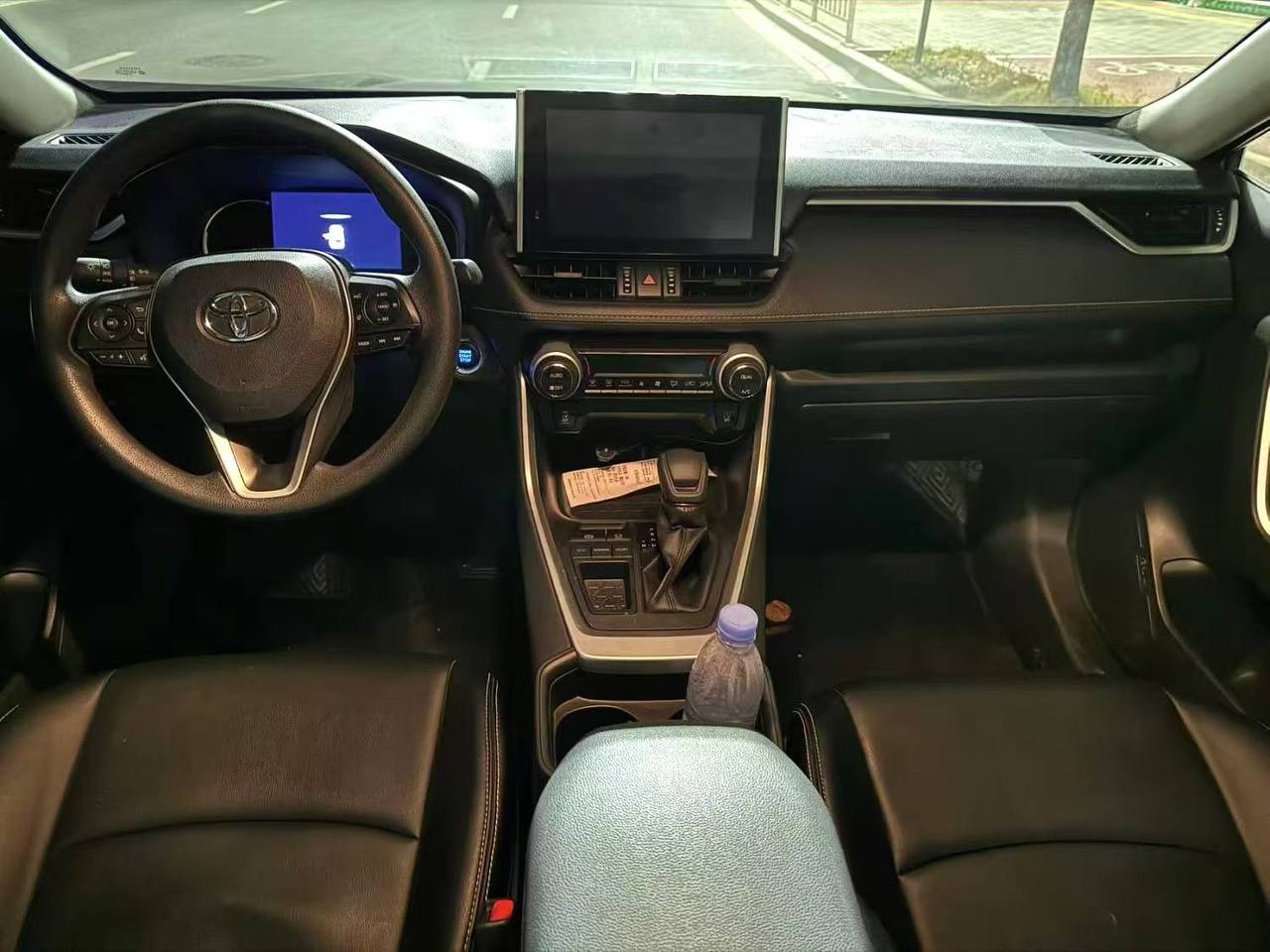 TOYOTA RAV4 2021