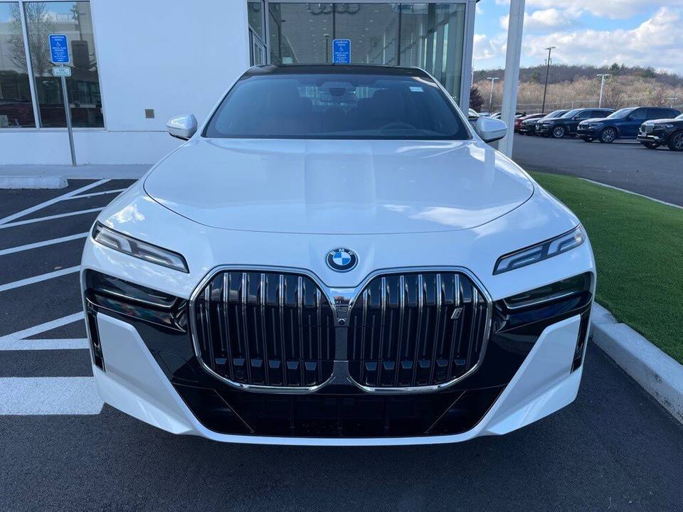 BMW i7 xDrive60 2023