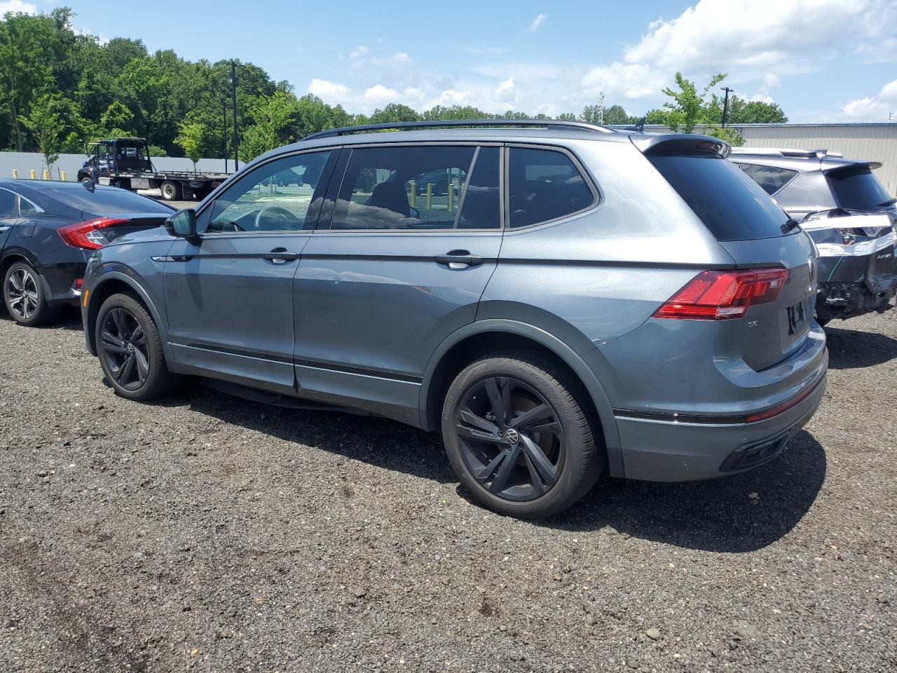 VOLKSWAGEN TIGUAN SE R-LINE BLACK 2024