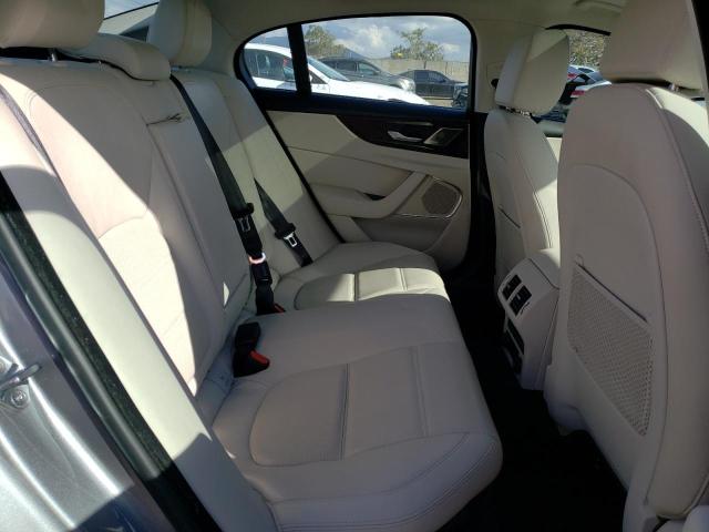 JAGUAR XE S 2020