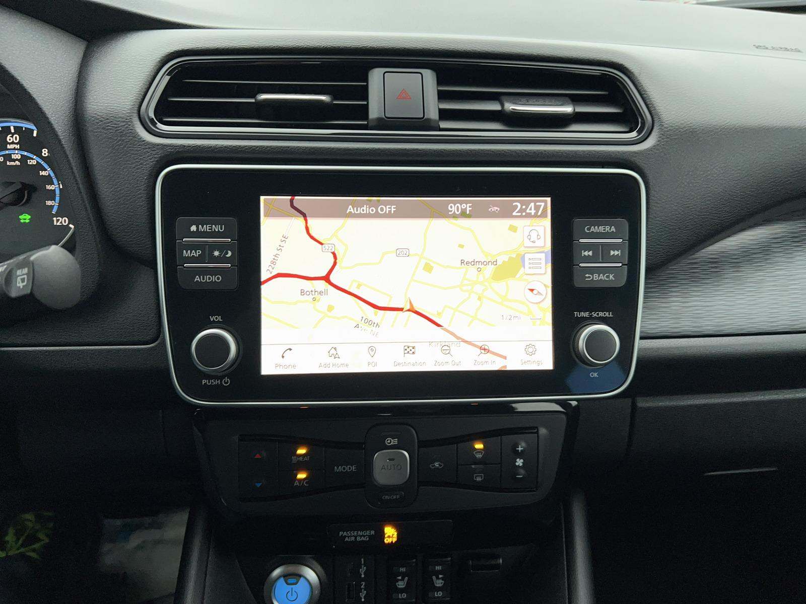 Nissan LEAF SV 2020