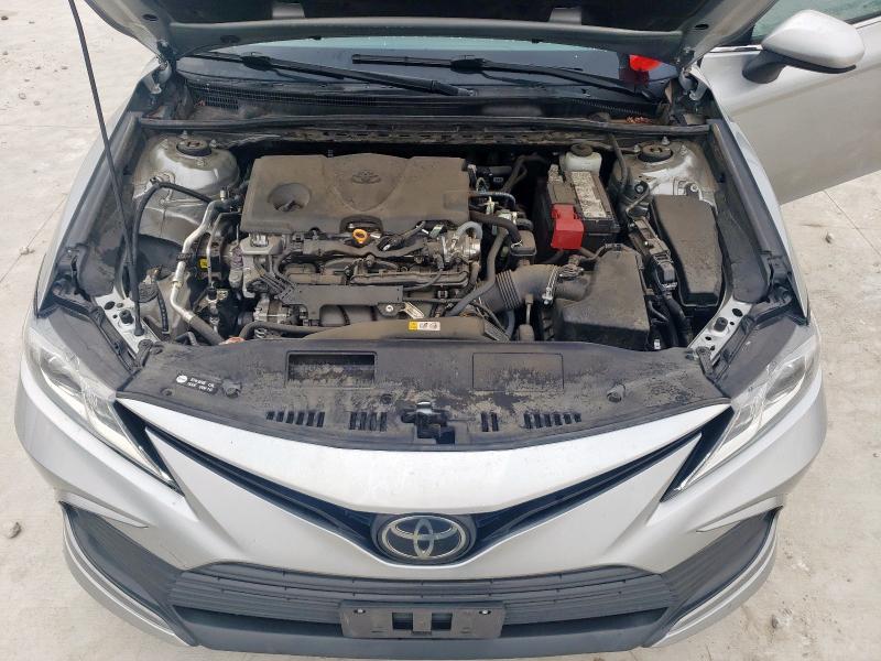 TOYOTA CAMRY LE 2022