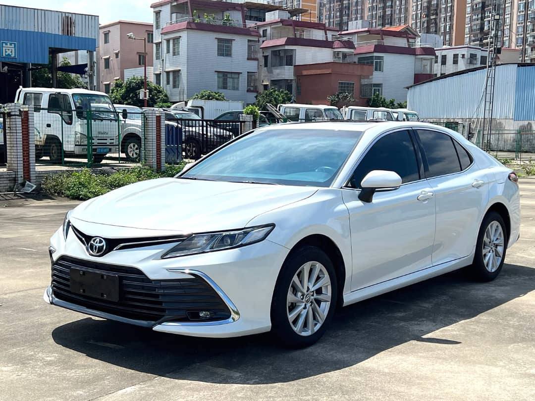 TOYOTA CAMRY 2023