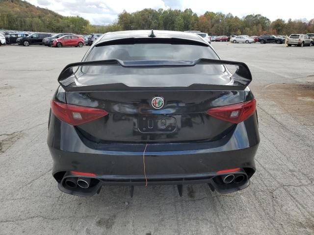 ALFA ROMEO GIULIA QUADRIFOGLIO 2016
