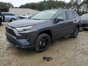 TOYOTA RAV4 XLE PREMIUM 2023