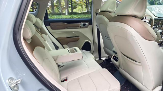 Geely Icon 2020