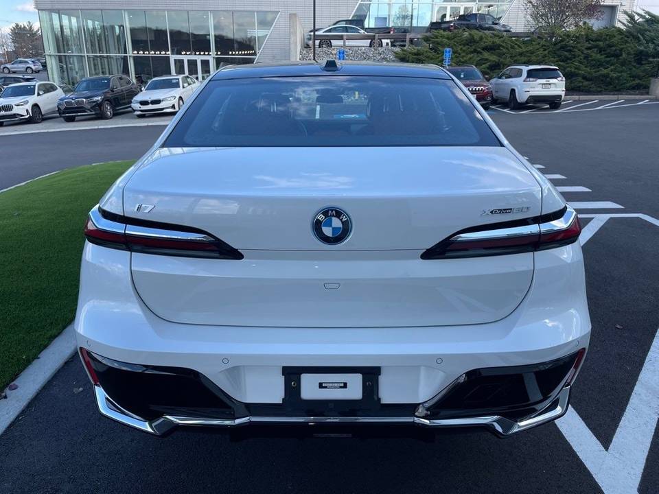 BMW i7 xDrive60 2023