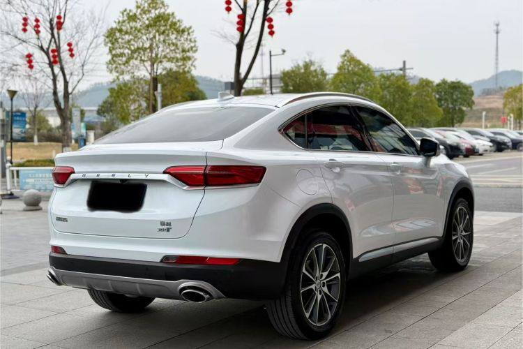 Geely Tugella 300T Starlight 2019