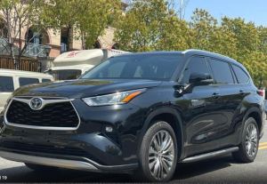 TOYOTA HIGHLANDER HYBRID Luxury Edition 2022