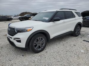 FORD EXPLORER XLT 2023