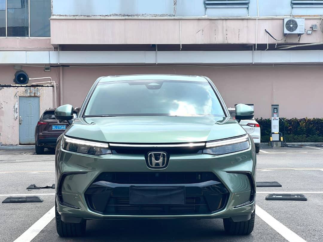 HONDA BREEZE PREMIUM 2023