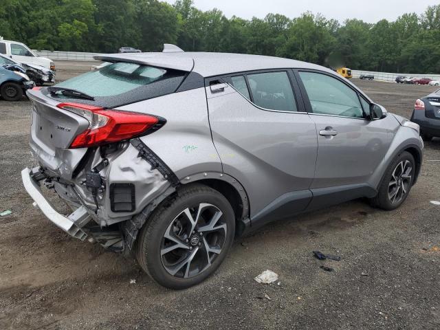 TOYOTA C-HR XLE 2019