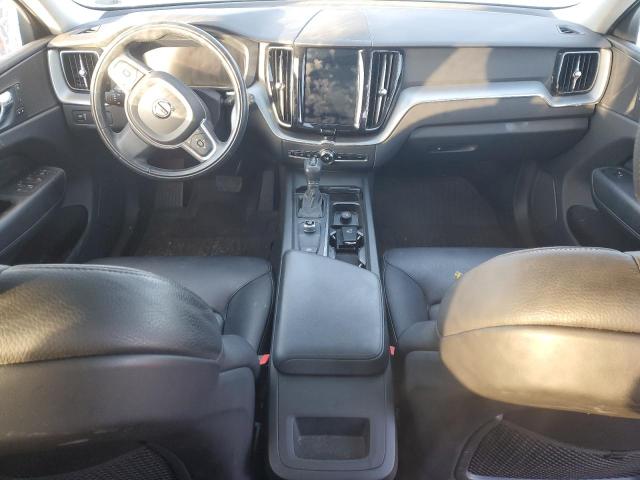 VOLVO XC60 T5 MOMENTUM 2018