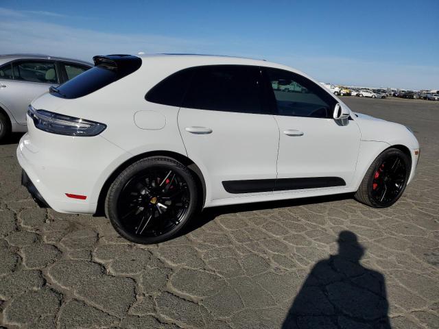 PORSCHE MACAN GTS 2023