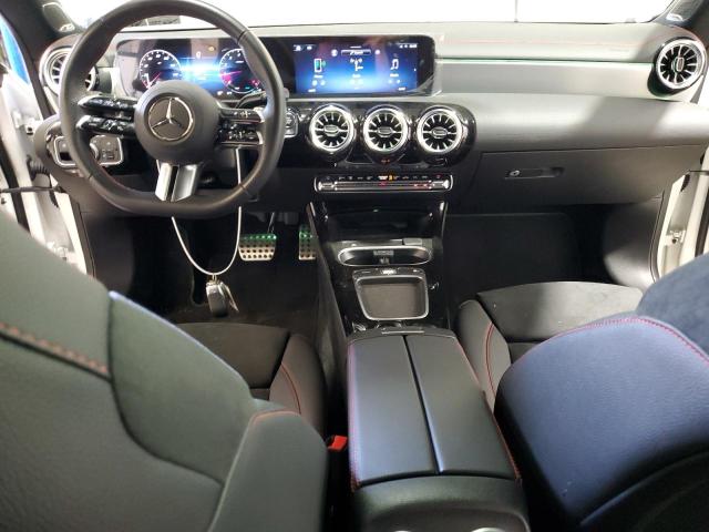 MERCEDES-BENZ CLA 250 4MATIC 2024